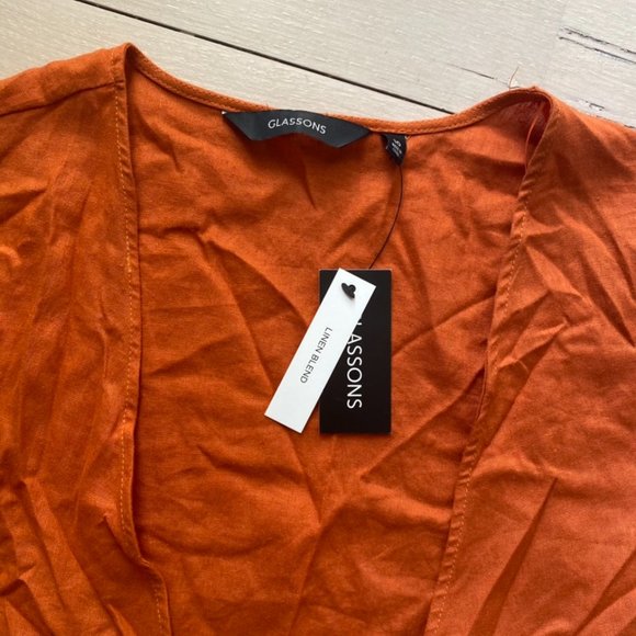 GLASSONS Rust Orange Linen Tie Wrap Crop Top NWT - Picture 2 of 3
